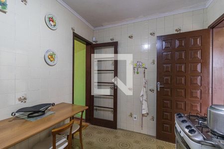 Casa à venda com 265m², 3 quartos e 3 vagas Casa à venda com 265m², 3 quartos e 3 vagasCozinha