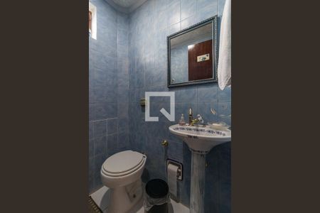 Casa à venda com 265m², 3 quartos e 3 vagas Casa à venda com 265m², 3 quartos e 3 vagasLavabo