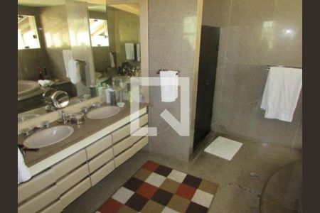 Casa à venda com 766m², 6 quartos e 5 vagas