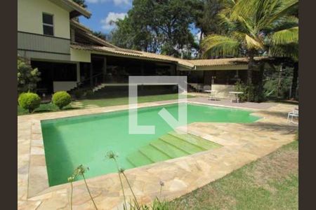 Casa à venda com 766m², 6 quartos e 5 vagas
