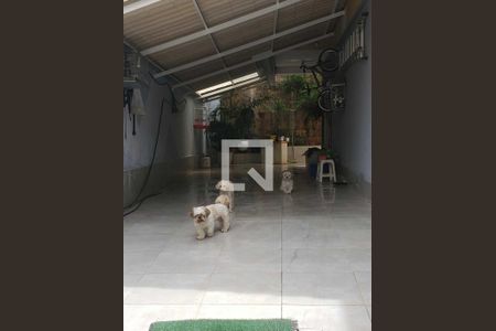 Casa à venda com 214m², 3 quartos e 4 vagas