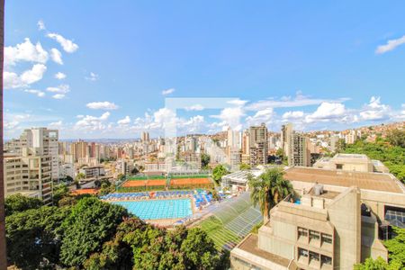 Apartamento à venda com 280m², 4 quartos e 4 vagas
