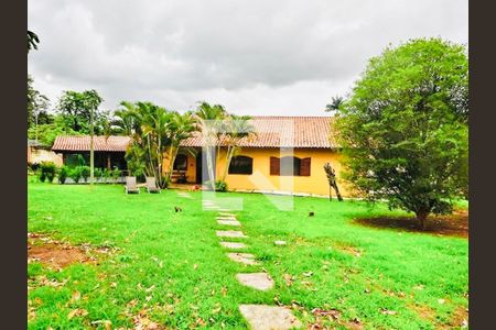 Casa à venda com 240m², 3 quartos e 10 vagas
