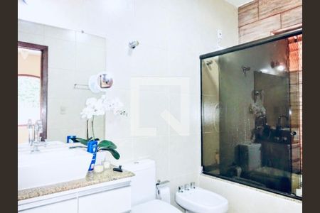 Casa à venda com 240m², 3 quartos e 10 vagas