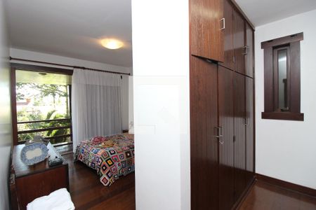 Casa à venda com 523m², 6 quartos e 4 vagas