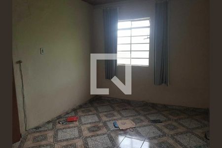 Casa à venda com 240m², 5 quartos e sem vaga