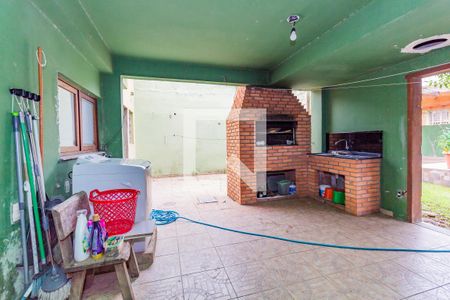 Casa à venda com 280m², 3 quartos e 2 vagas Casa à venda com 280m², 3 quartos e 2 vagasGaragem com churrasqueira e lavanderia