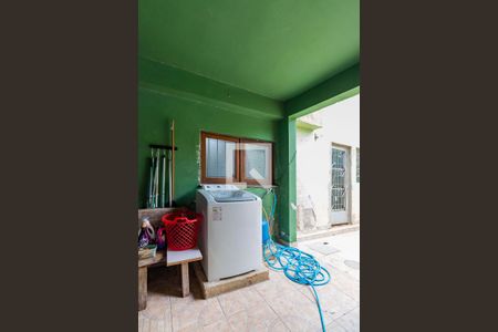 Casa à venda com 280m², 3 quartos e 2 vagas Casa à venda com 280m², 3 quartos e 2 vagasGaragem com churrasqueira e lavanderia