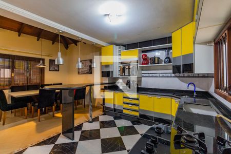 Casa à venda com 280m², 3 quartos e 2 vagas Casa à venda com 280m², 3 quartos e 2 vagasCozinha