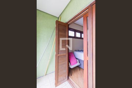 Casa à venda com 280m², 3 quartos e 2 vagas Casa à venda com 280m², 3 quartos e 2 vagasQuarto 2