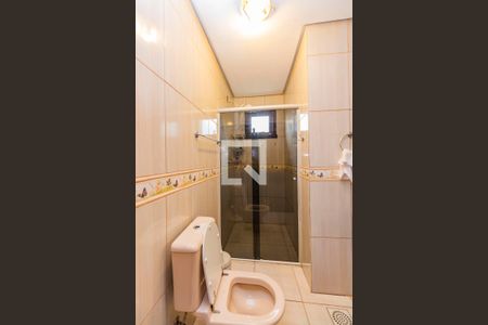 Casa à venda com 280m², 3 quartos e 2 vagas Casa à venda com 280m², 3 quartos e 2 vagasBanheiro