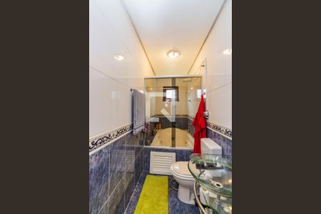 Casa à venda com 280m², 3 quartos e 2 vagas Casa à venda com 280m², 3 quartos e 2 vagasBanheiro quarto 3