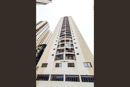 Apartamento à venda com 117m², 3 quartos e 2 vagas Apartamento à venda com 117m², 3 quartos e 2 vagasFachada