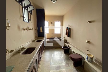 Casa à venda com 716m², 4 quartos e 5 vagas