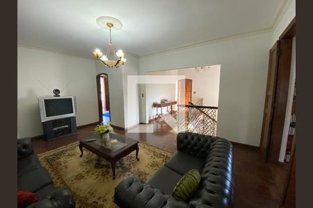 Casa à venda com 716m², 4 quartos e 5 vagas