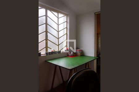 Casa à venda com 317m², 3 quartos e 2 vagas Casa à venda com 317m², 3 quartos e 2 vagasQuarto de Serviço