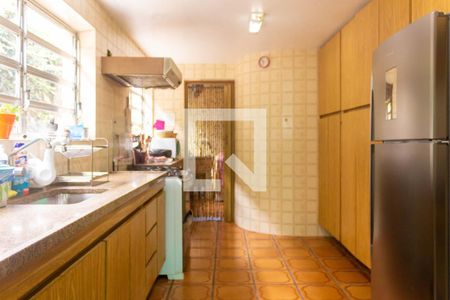 Casa à venda com 317m², 3 quartos e 2 vagas Casa à venda com 317m², 3 quartos e 2 vagasCozinha