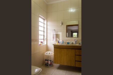 Casa à venda com 317m², 3 quartos e 2 vagas Casa à venda com 317m², 3 quartos e 2 vagasBanheiro Suíte 2