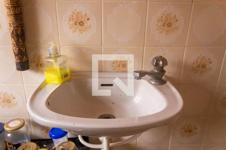 Casa à venda com 317m², 3 quartos e 2 vagas Casa à venda com 317m², 3 quartos e 2 vagasBanheiro de Serviço