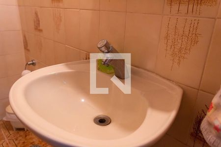 Casa à venda com 317m², 3 quartos e 2 vagas Casa à venda com 317m², 3 quartos e 2 vagasLavabo