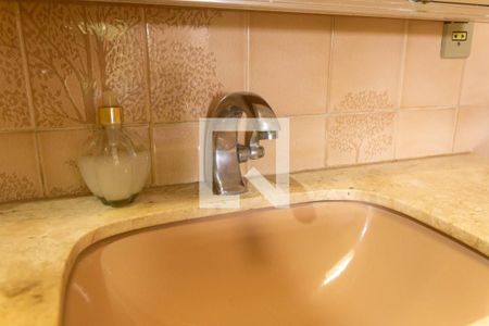 Casa à venda com 317m², 3 quartos e 2 vagas Casa à venda com 317m², 3 quartos e 2 vagasBanheiro Suíte 1