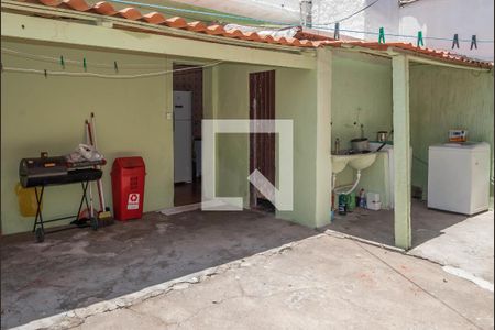 Casa à venda com 270m², 3 quartos e 2 vagas