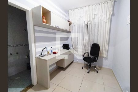 Casa à venda com 330m², 6 quartos e 3 vagas