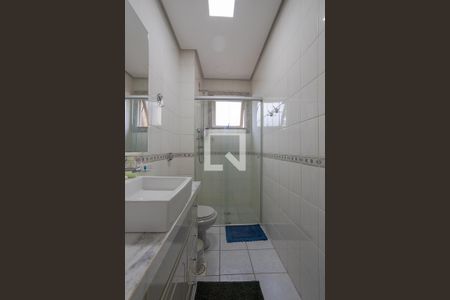 Apartamento à venda com 168m², 3 quartos e 2 vagas Apartamento à venda com 168m², 3 quartos e 2 vagasBanheiro 2