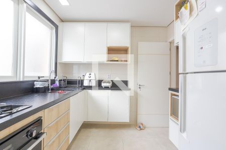 Apartamento à venda com 168m², 3 quartos e 2 vagas Apartamento à venda com 168m², 3 quartos e 2 vagasCozinha