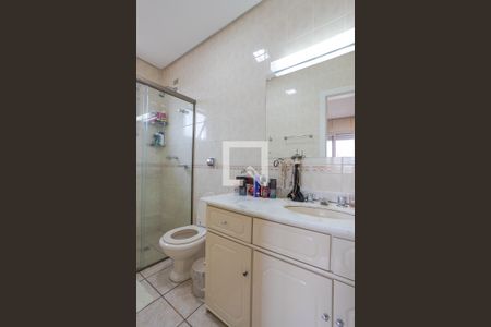 Apartamento à venda com 168m², 3 quartos e 2 vagas Apartamento à venda com 168m², 3 quartos e 2 vagasBanheiro da Suíte