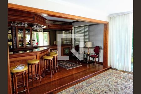 Apartamento à venda com 260m², 4 quartos e 3 vagas