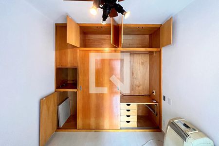 Apartamento à venda com 49m², 1 quarto e 1 vagaQuarto