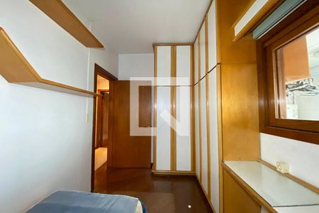 Apartamento à venda com 319m², 6 quartos e 4 vagasQuarto 3