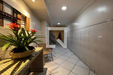 Apartamento à venda com 95m², 2 quartos e sem vagaHall de Entrada