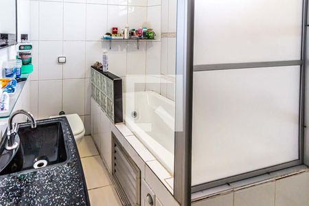 Apartamento à venda com 210m², 2 quartos e sem vagaBanheiro