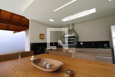 Casa à venda com 344m², 5 quartos e 4 vagasvaranda
