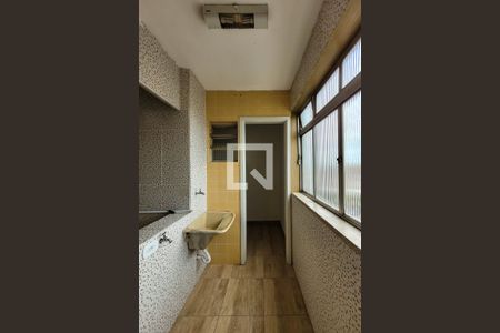 Apartamento à venda com 72m², 2 quartos e 1 vagaÁrea de Serviço