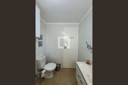 Apartamento à venda com 72m², 3 quartos e 1 vaga Apartamento à venda com 72m², 3 quartos e 1 vagaBanheiro