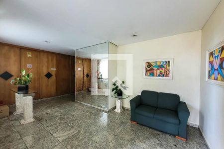 Apartamento à venda com 72m², 3 quartos e 1 vaga Apartamento à venda com 72m², 3 quartos e 1 vagaHall