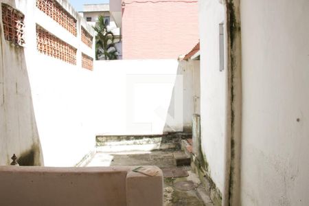 Casa de condomínio à venda com 87m², 3 quartos e 1 vagaÁrea de Serviço / Quintal Interno