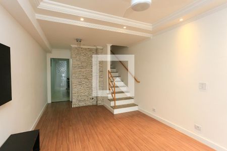 Sala de casa para alugar com 2 quartos, 140m² em Jardim Bom Tempo, Taboão da Serra