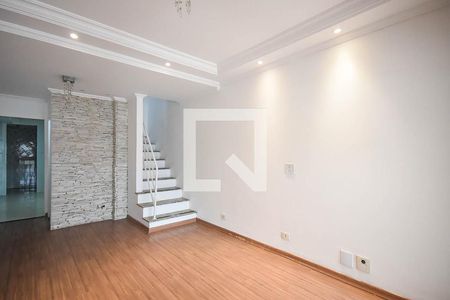 Sala de casa para alugar com 2 quartos, 140m² em Jardim Bom Tempo, Taboão da Serra