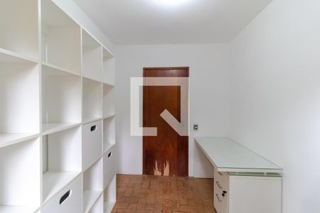 Casa à venda com 237m², 3 quartos e 3 vagas Casa à venda com 237m², 3 quartos e 3 vagasQuarto 01