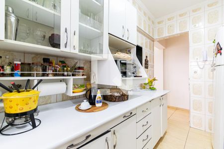 Apartamento à venda com 128m², 3 quartos e 2 vagas Apartamento à venda com 128m², 3 quartos e 2 vagasCozinha