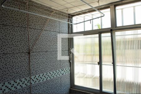 Apartamento para alugar com 60m², 2 quartos e 1 vagaÁrea de Serviço