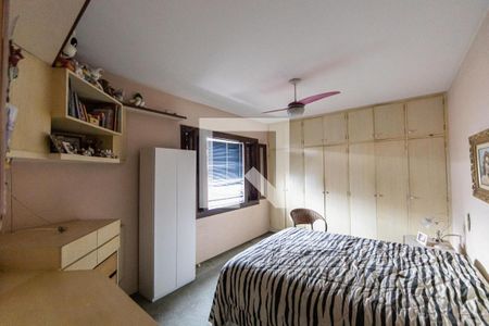 Casa à venda com 350m², 3 quartos e 6 vagas Casa à venda com 350m², 3 quartos e 6 vagasSuite 3