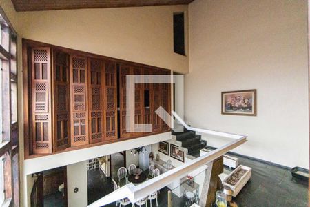 Casa à venda com 350m², 3 quartos e 6 vagas Casa à venda com 350m², 3 quartos e 6 vagasMesanino