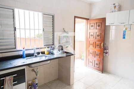 Casa à venda com 180m², 3 quartos e 1 vaga Casa à venda com 180m², 3 quartos e 1 vagaCozinha