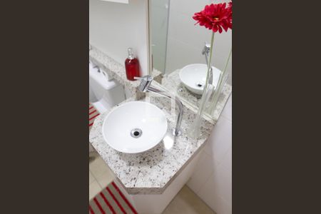 Apartamento à venda com 104m², 2 quartos e 2 vagas Apartamento à venda com 104m², 2 quartos e 2 vagasBanheiro 2