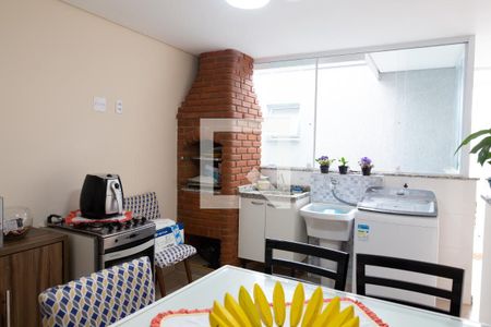 Apartamento à venda com 104m², 2 quartos e 2 vagas Apartamento à venda com 104m², 2 quartos e 2 vagasArea de Churrasqueira